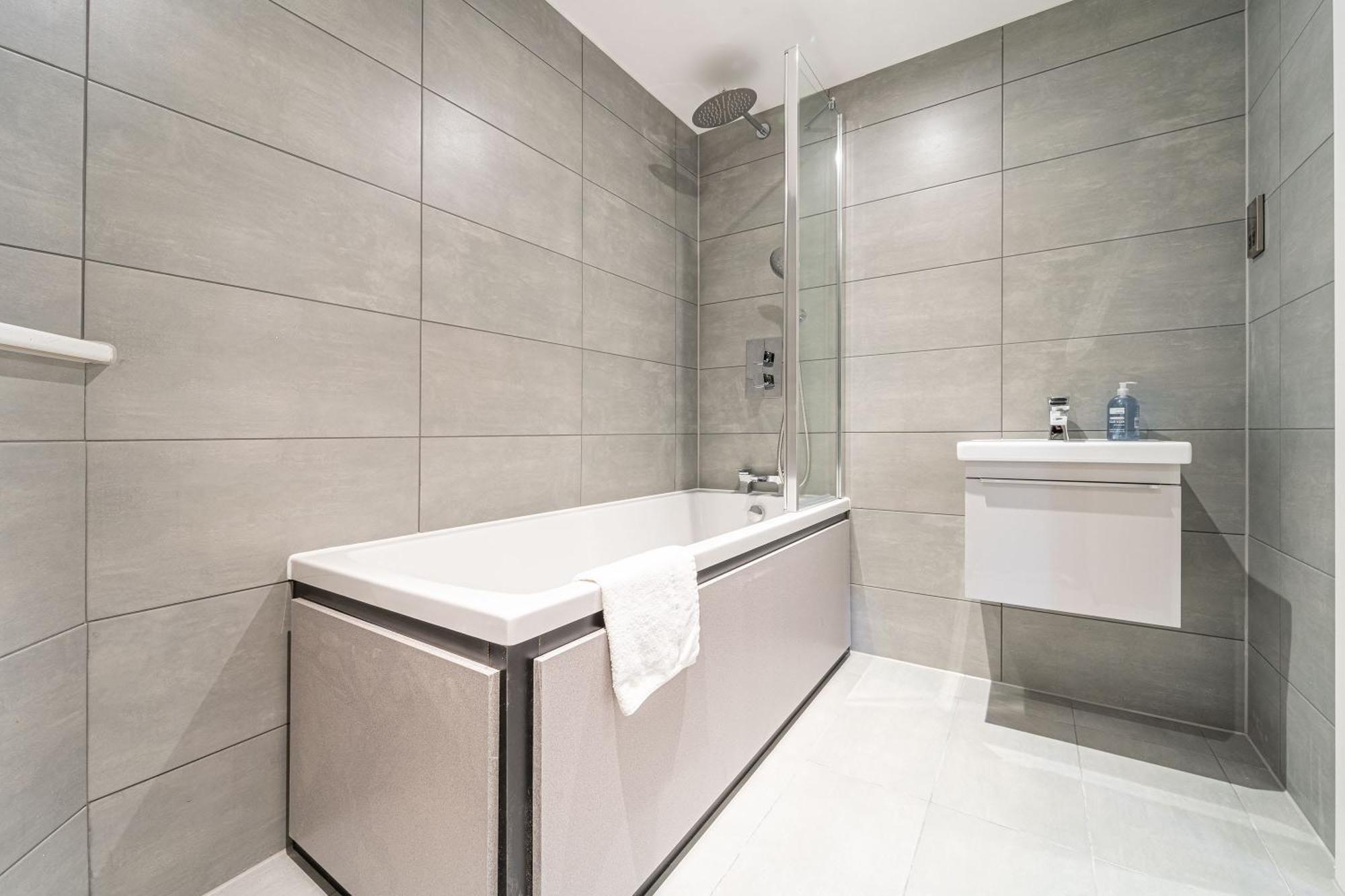 Seven Living Residences Solihull - Close To Nec & Bhx - Free Parking Ngoại thất bức ảnh